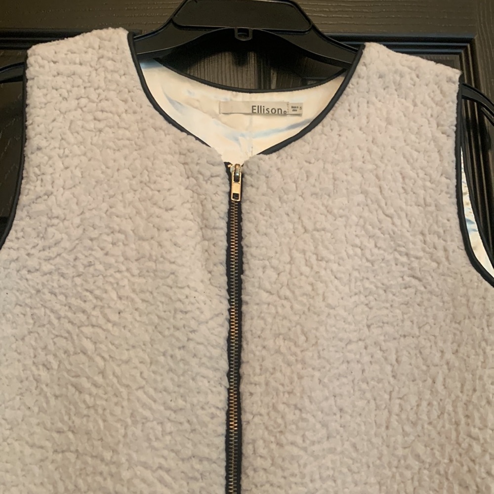 Ellison Vest - image 2